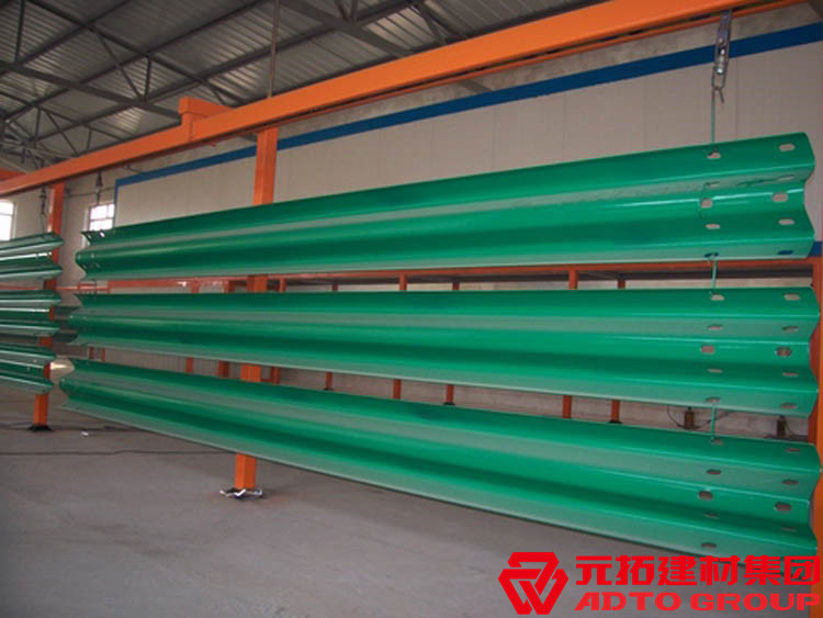 江西護(hù)欄板現(xiàn)貨可以去哪里買？