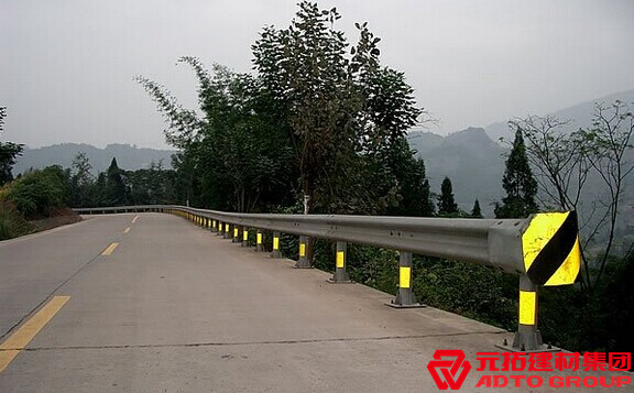 福建護(hù)欄板廠家直銷找哪家好？