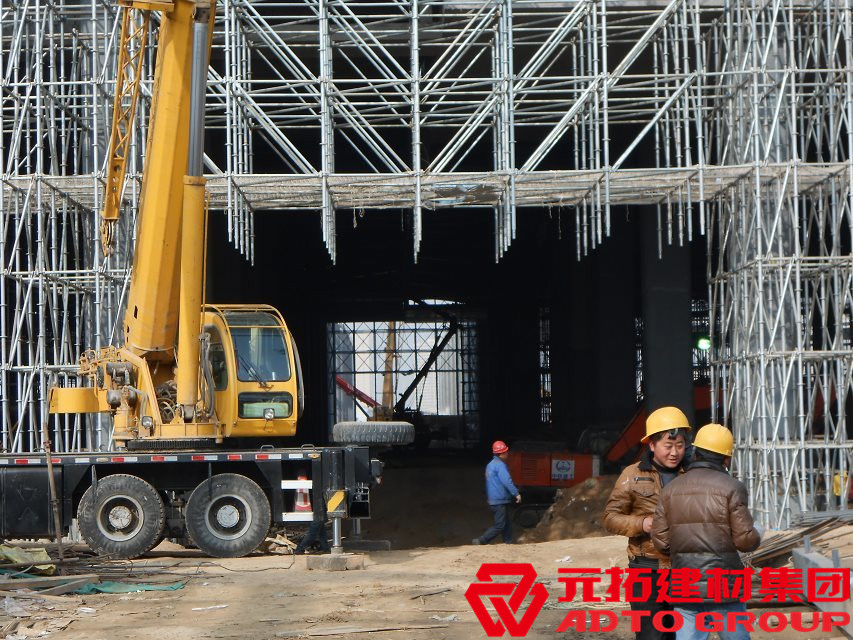 盤扣式腳手架為什么能替代傳統(tǒng)腳手架?租賃有啥注意事項(xiàng)？