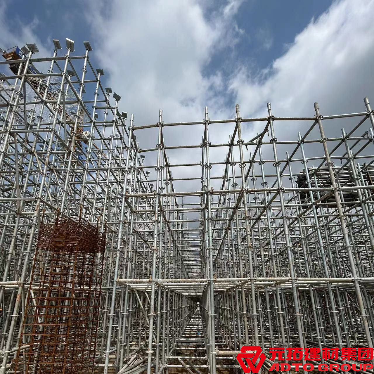 深入理解盤扣式腳手架：技術(shù)特性與應(yīng)用優(yōu)勢