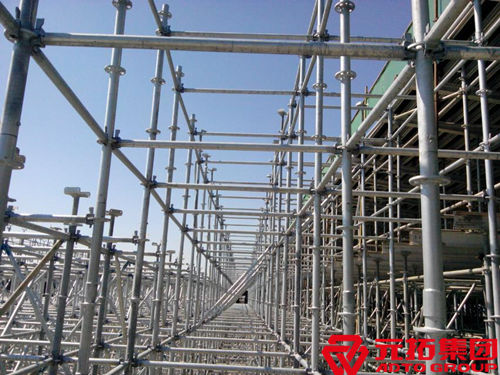 使用盤扣式腳手架搭建超高架體注意事項(xiàng)