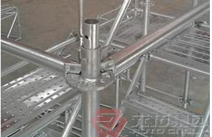 盤(pán)扣式腳手架立桿是如何實(shí)現(xiàn)對(duì)接的呢?